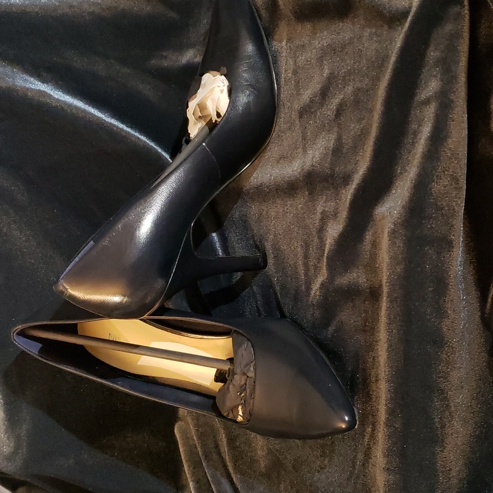 Black Closed Toe Pumps
